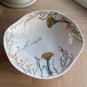 Dagny White Botanicals Earthenware Footed Bowl